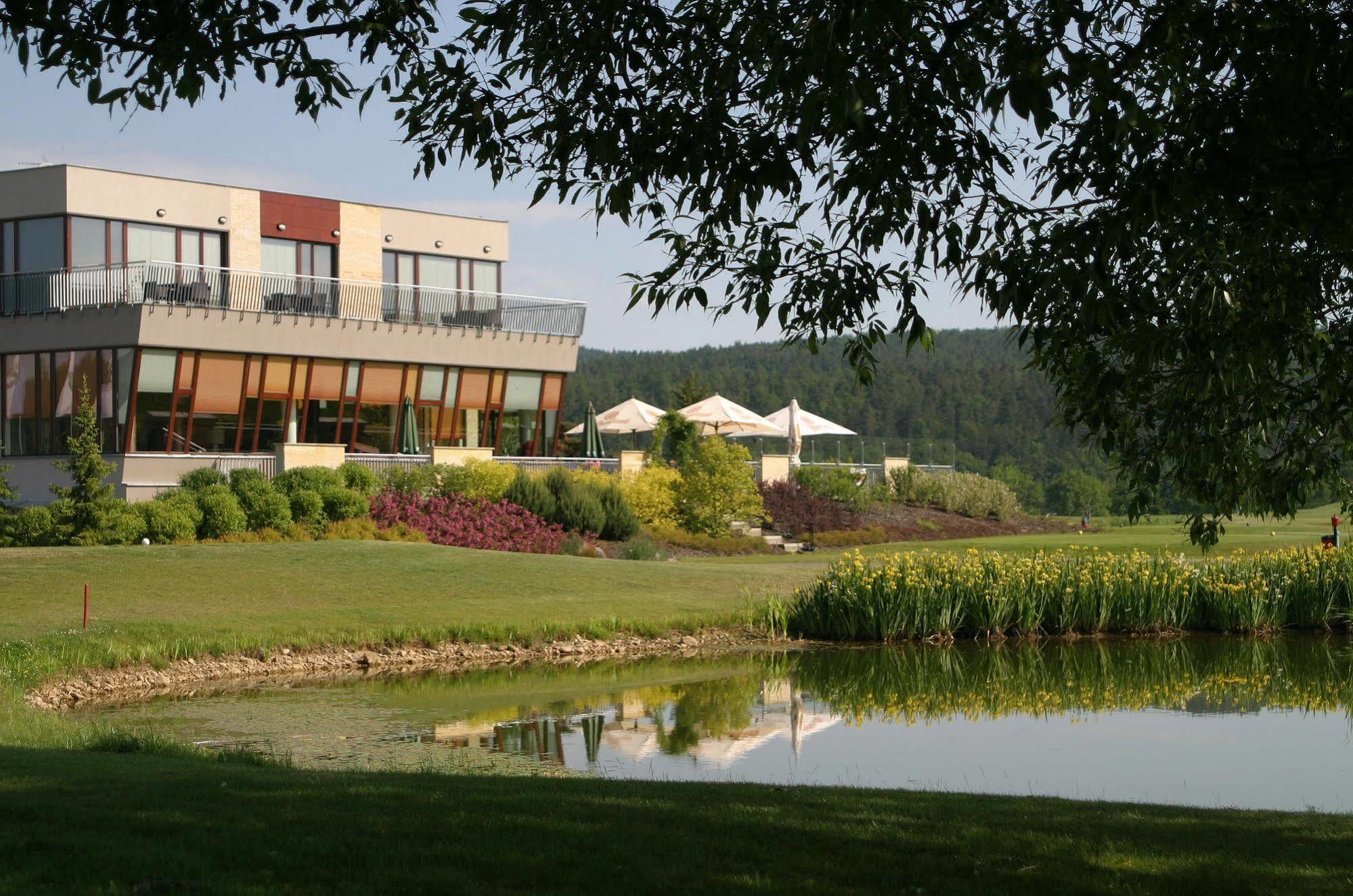 Hotel Beroun Golf Club 외부 사진